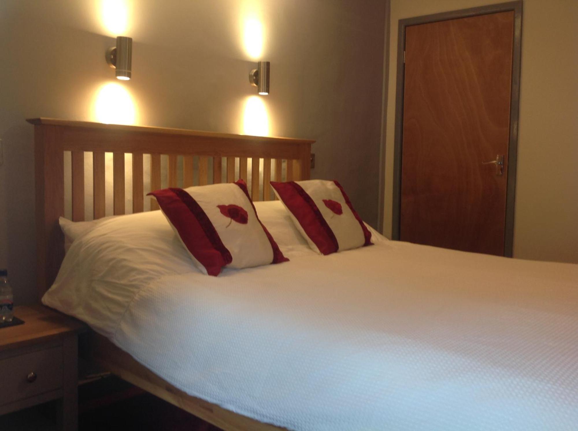 Afon Duad Inn Cwm-Duad Экстерьер фото